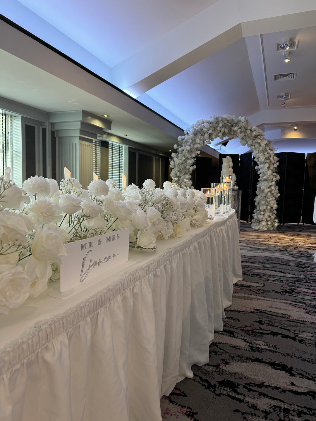 Rental - Luna Top Table Arrangement