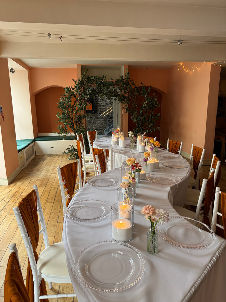 Rental - Serpentine Table with Linen