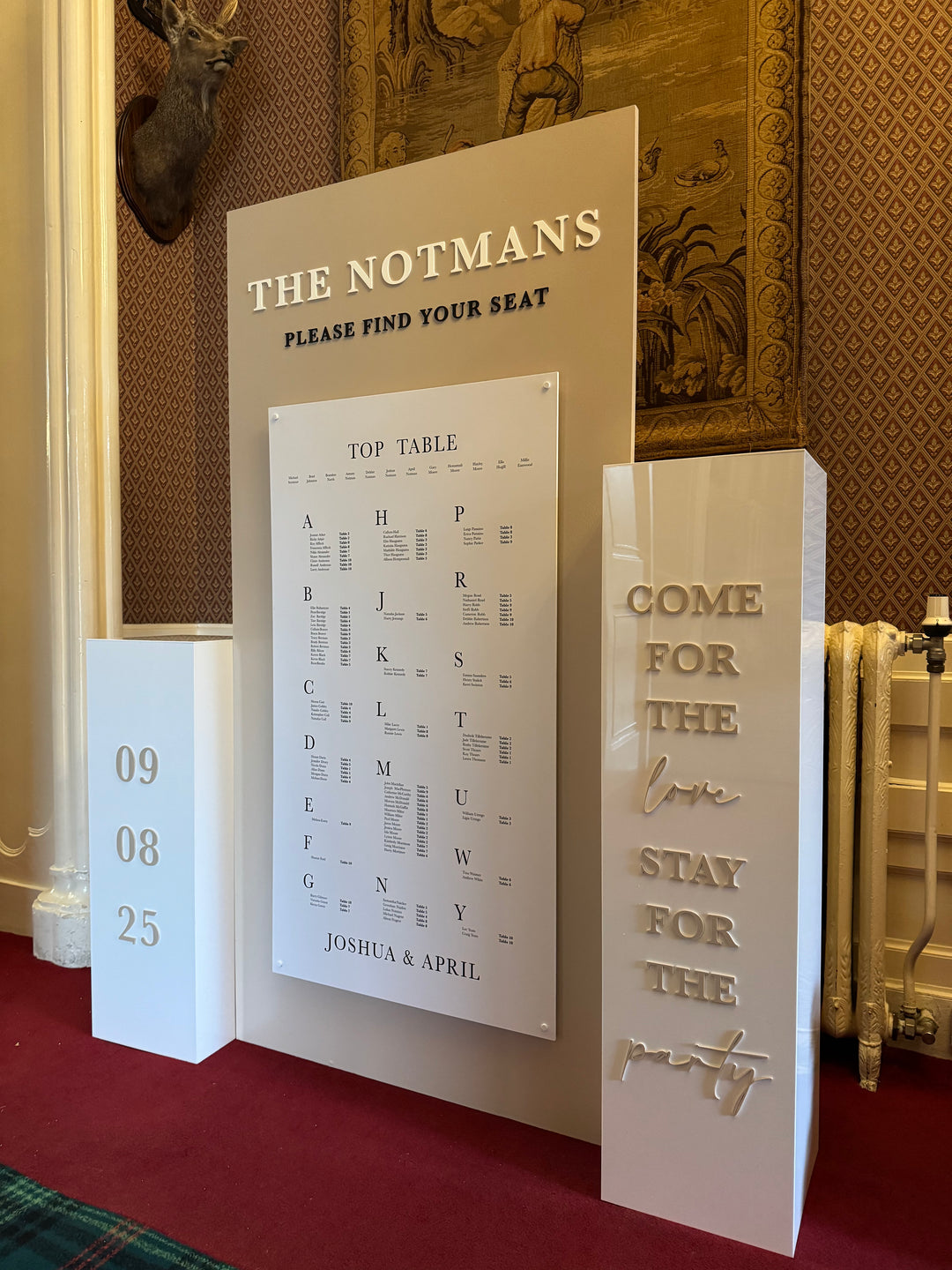 Neutral Statement Board & Plinth Table Plan