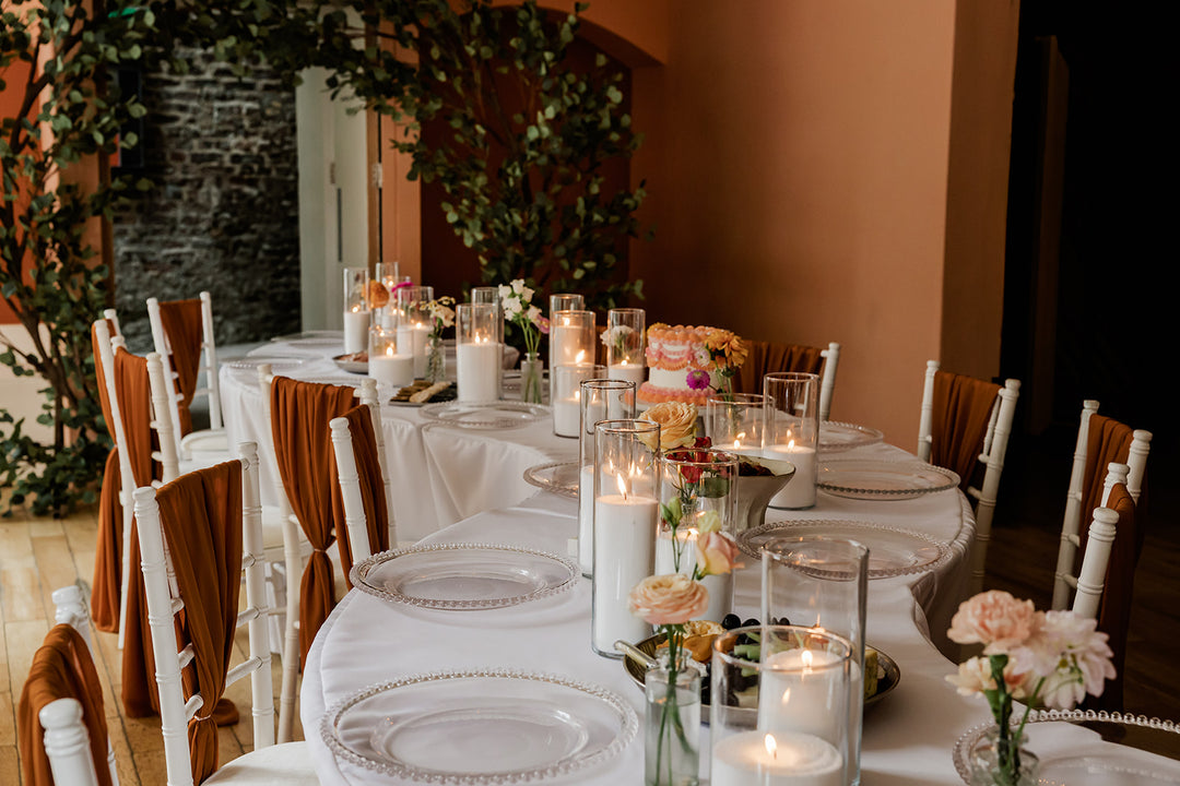 Rental - Serpentine Table with Linen