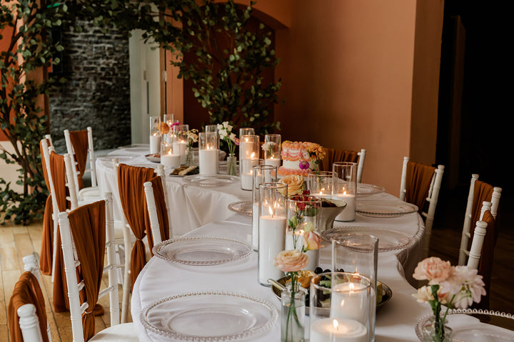 Rental - Serpentine Table with Linen