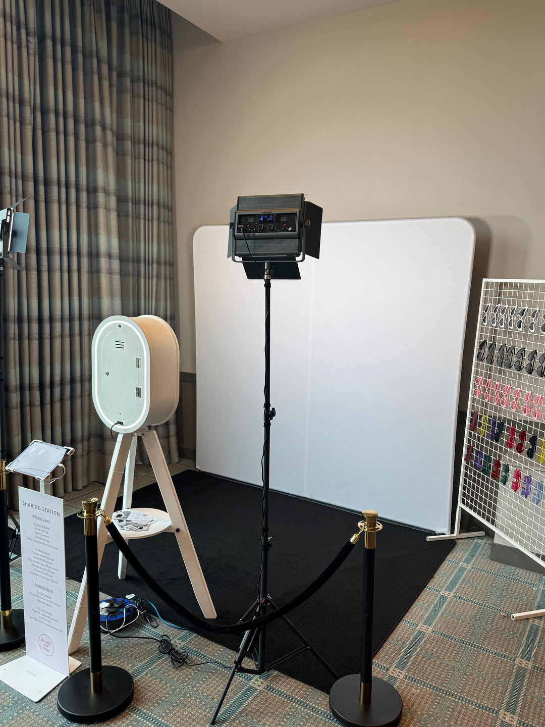 Rental - Glam Photobooth
