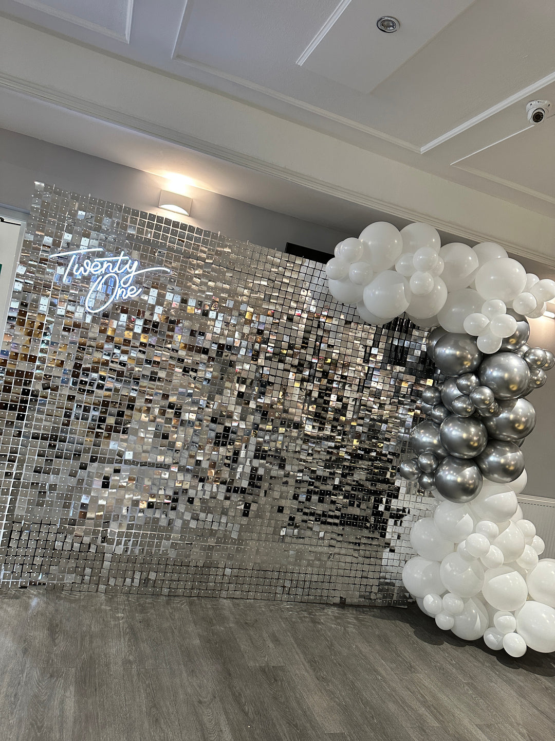 Rental - Mirror Silver Square Sequin Wall