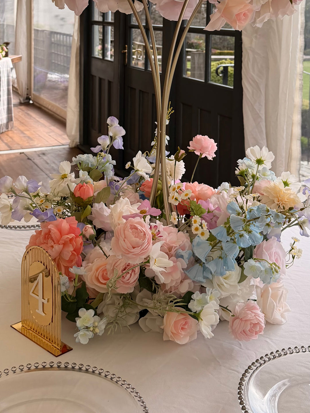 Rental - 'Imogen' Wreath