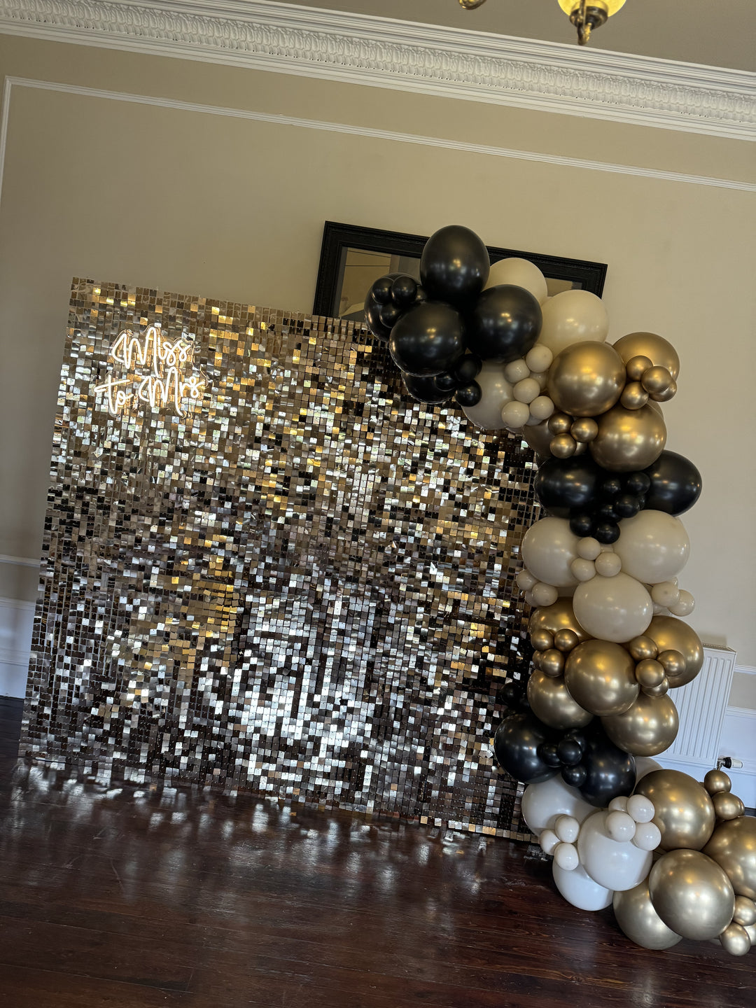 Balloon Garland - Side of Backdrop