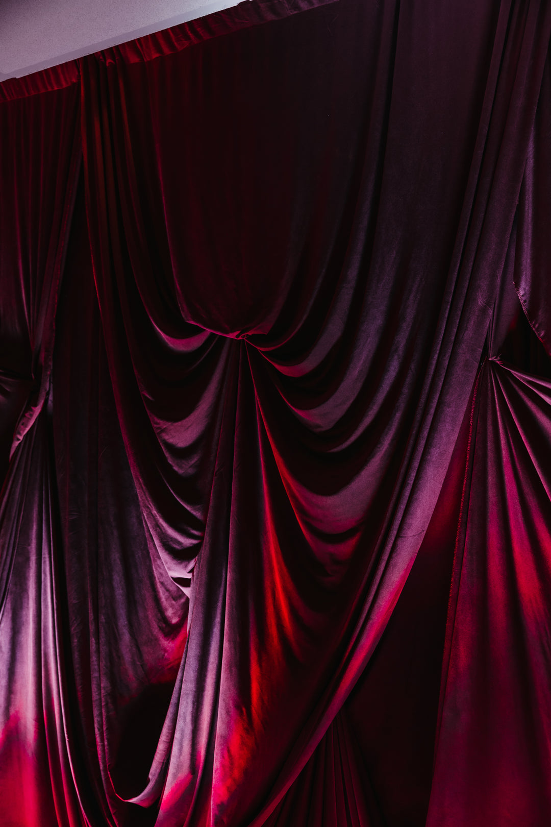 Rental - Draped Photo Backdrop - Burgundy