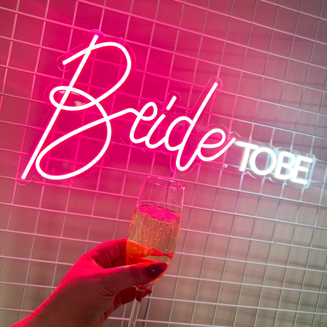 Rental - Neon Sign - Bride to Be - Pink / Cool White
